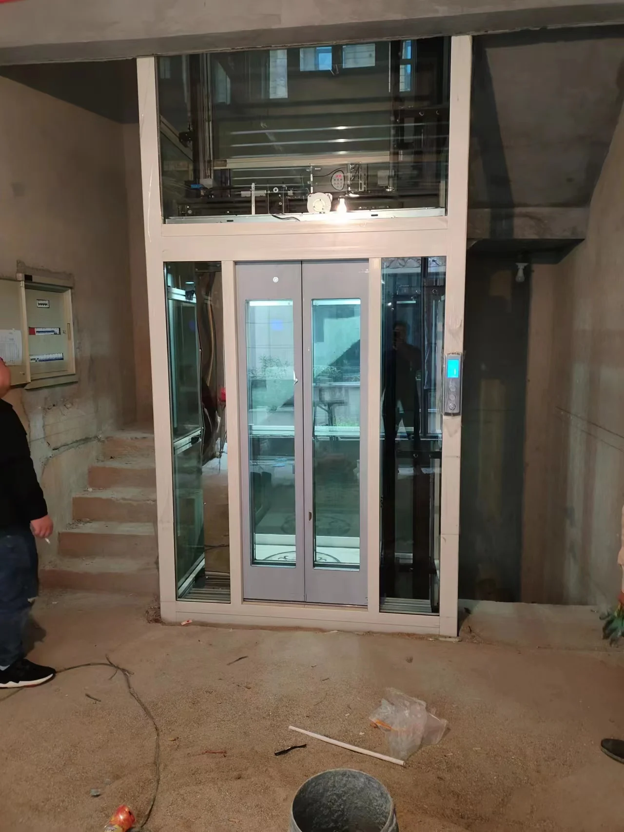 Новейшие модели недорогих простых в установке небольших бытовых лифтов