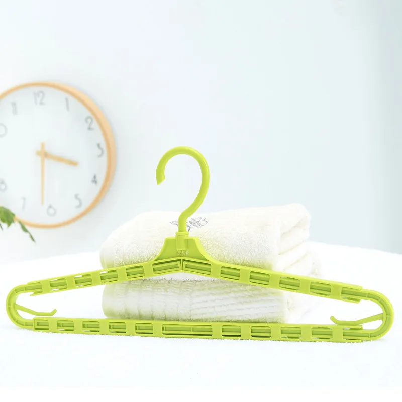 High quality New Arrivals Telescopic antiskid dry and wet Dual purpose foldable sock clip hanger