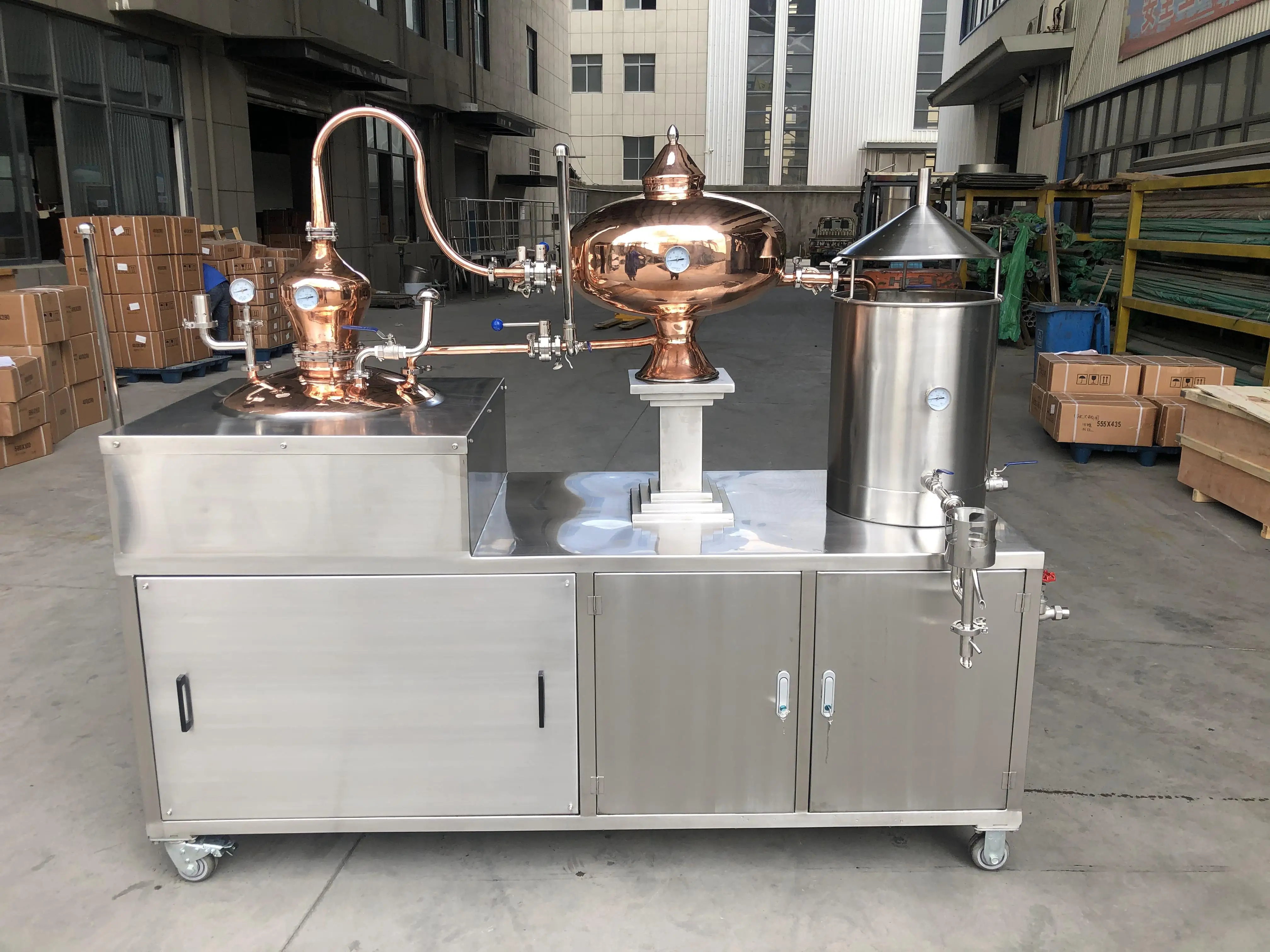 Charentais cognac  copper pot still 1000L 2000L  charente distilling machine   brandy distiller