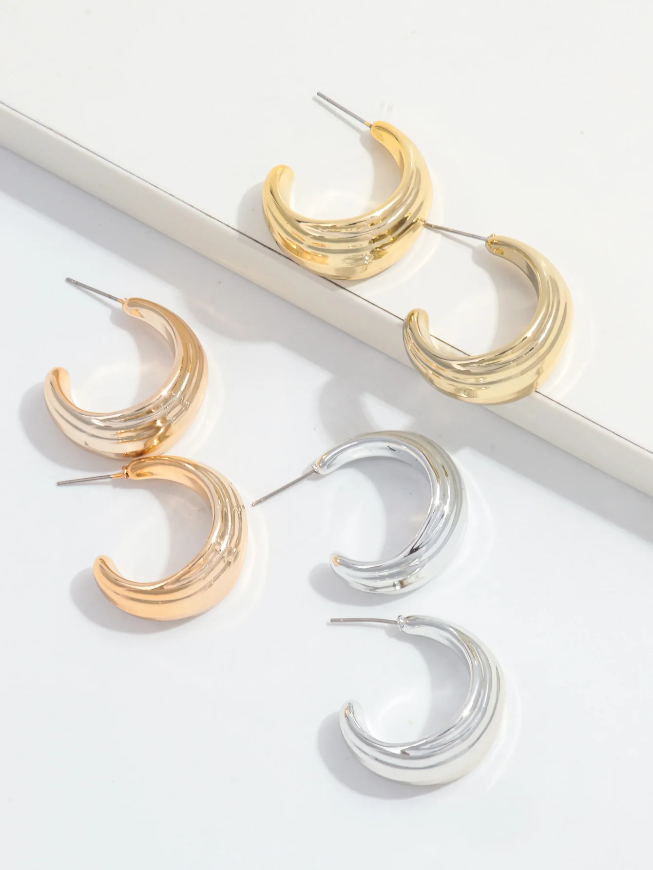 Luxury POP Fashion CC Accessories Silver 18k Gold Plated Party Jewelry Personality Chunky Punk Metal Acrylic Hoop Earrings