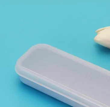 Plastic case with silicone hot handle holder  stainless steel fork and spoon cutlery  set easy  to carry