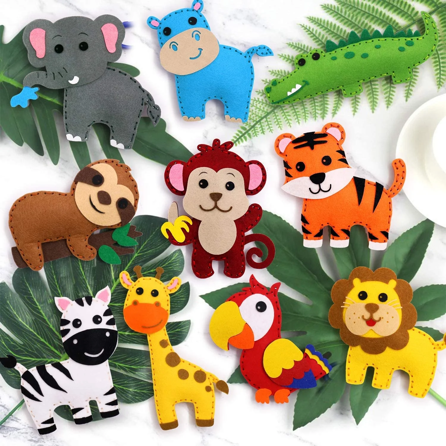 Safari Jungle Animals Sewing Kit Zoo Felt Animal DIY Crafts for Girls and Boys Educational Nursery Sewing for Kids Art Craft Kit