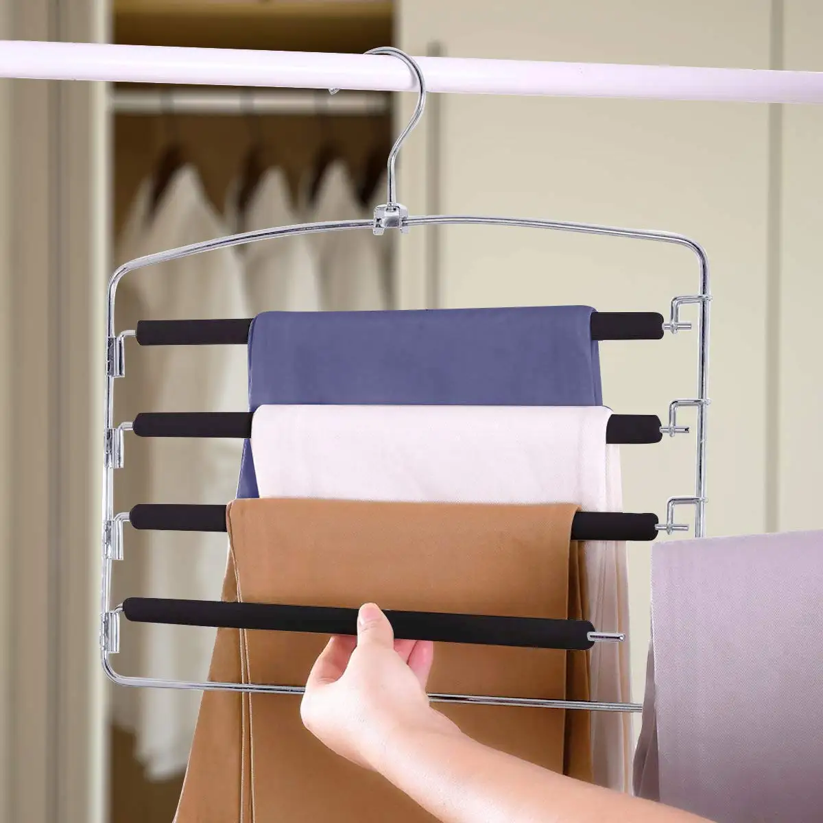 Hot Sale New Black Four Layer Soft Foam Silver Metal Clothes Hanger Five Layers Non-slip Foam Padded Space Saving
