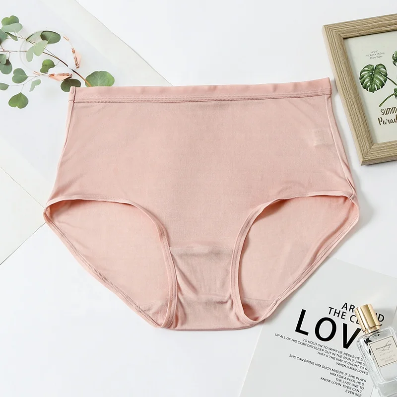 Birdtree 100% Natural Silk Invisible Panties Women Seamless Briefs Female Underpants Underwear High Rise Solid Comfy U34808C