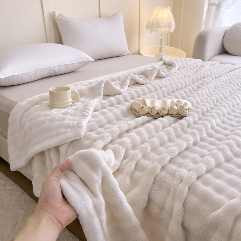 500gsm Tuscany Rabbit Fur Throw Blanket for Couch, Super Soft Fuzzy Flannel Throw for Sofa, Luxury Plush Microfiber Bed Blanket