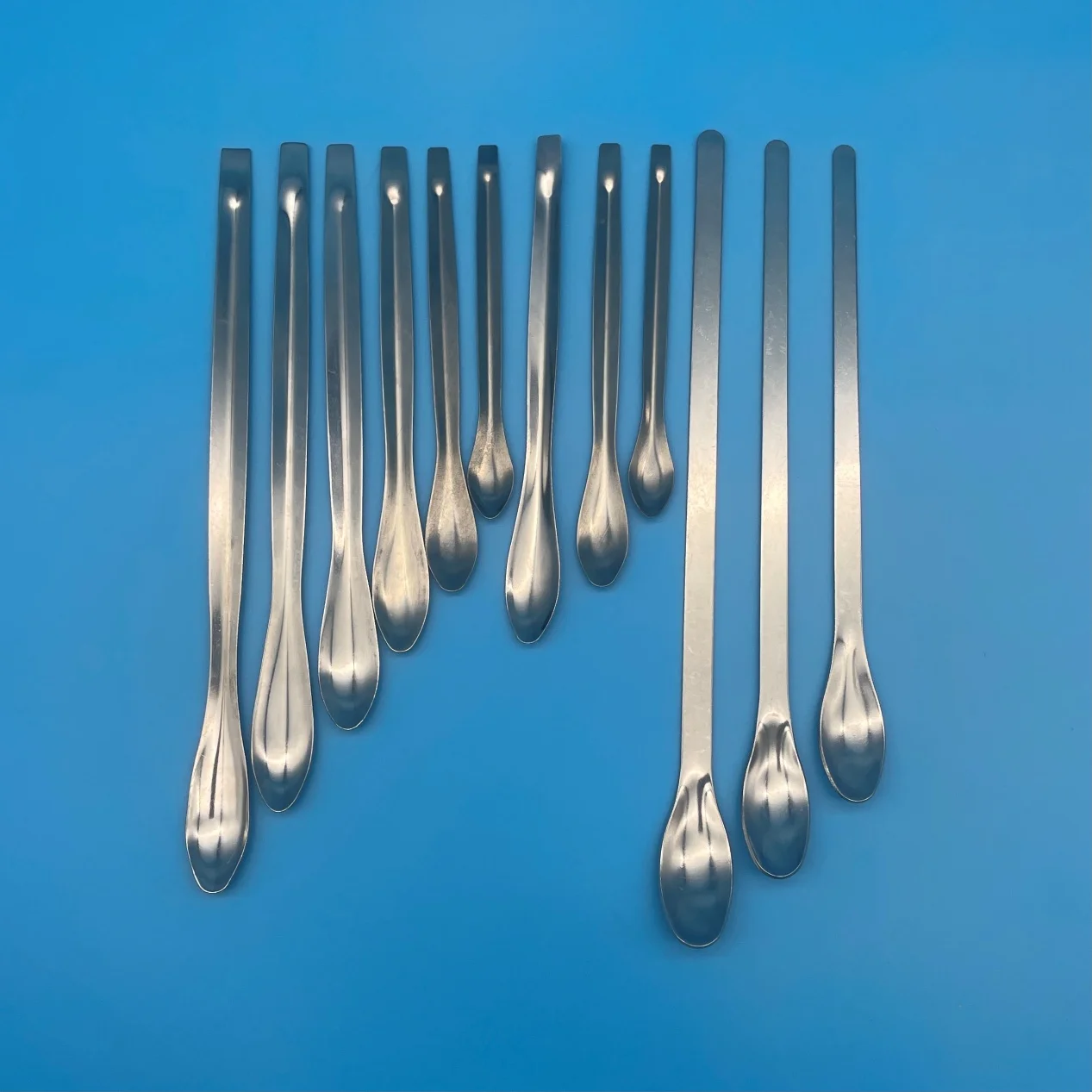 Stainless steel single head medicine spoon thin section Reagent weighing spoon laboratory medicine spoon micro