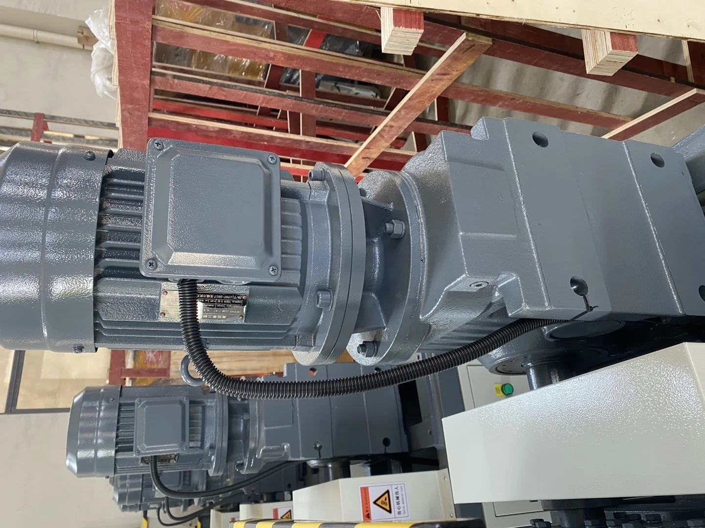 mini Cardboard Carton Shredder Machine  garden waste shredder laboratory shredder