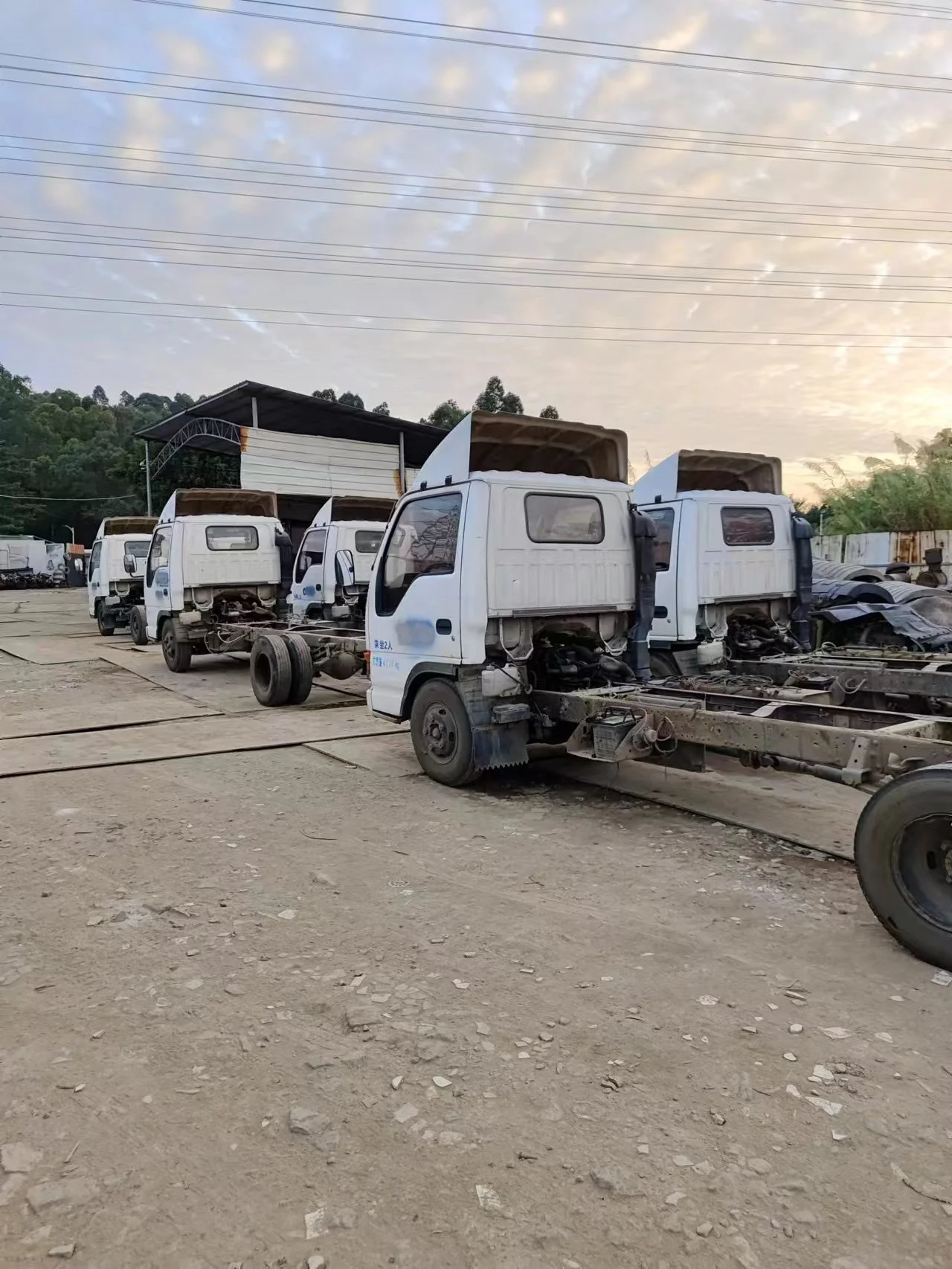 Used 4*2 Truck for Isuzu NKR 4JB1T