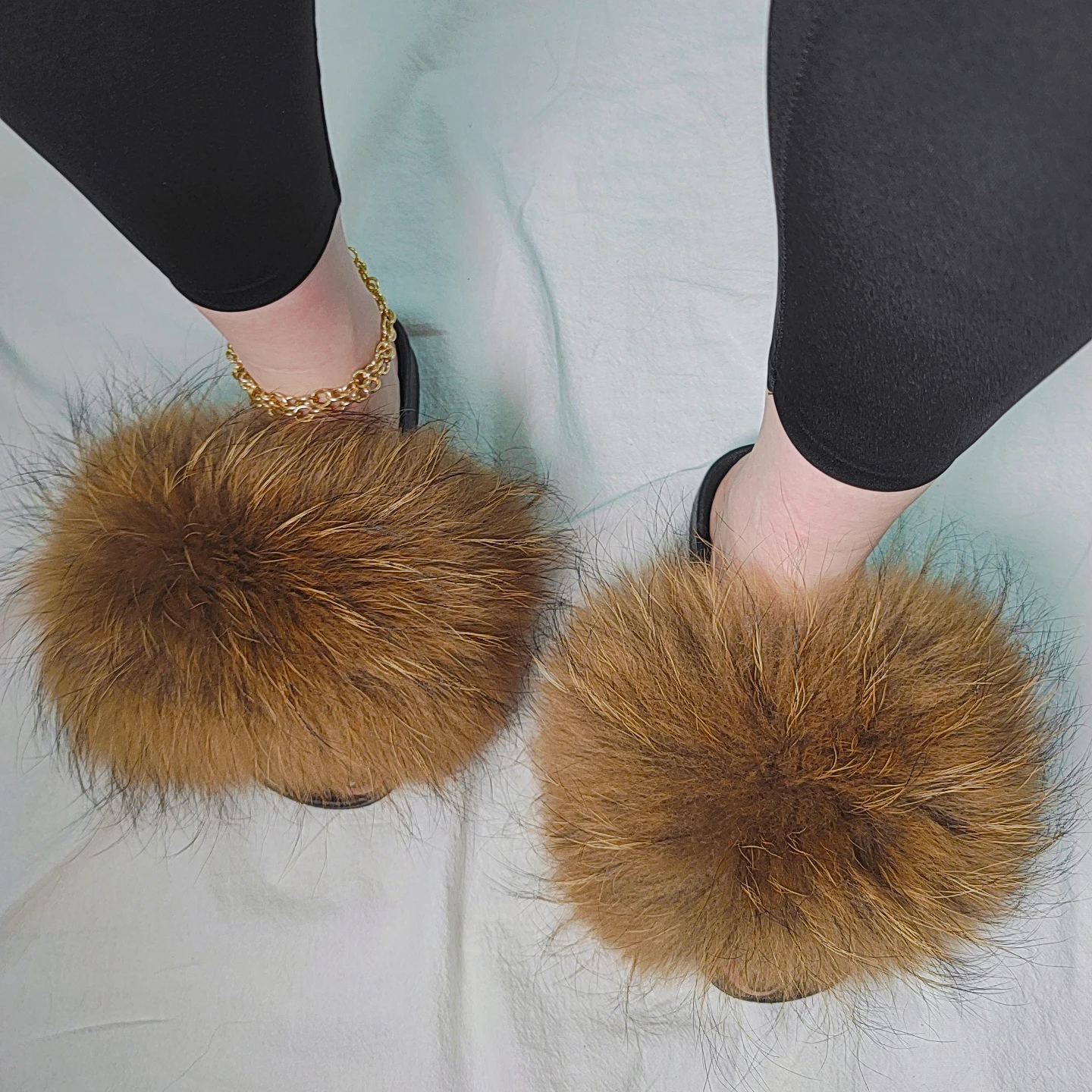 
Fluffy Sandals Wholesale Fur Slippers Hot Selling Women Racoon Fur slides 