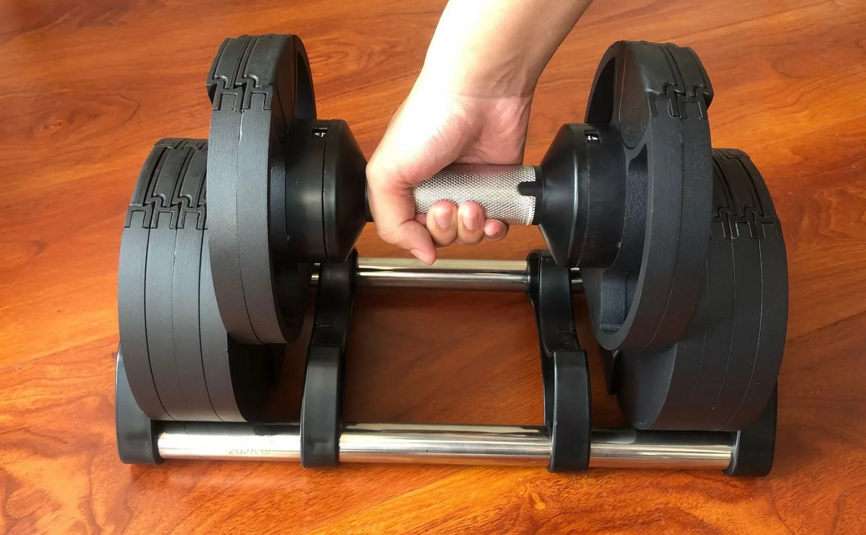 Wholesale Price Gym Accessories Black 32kg 2 kg increments Adjustable Dumbbells Weight 20kgs With 4 kgs Increment