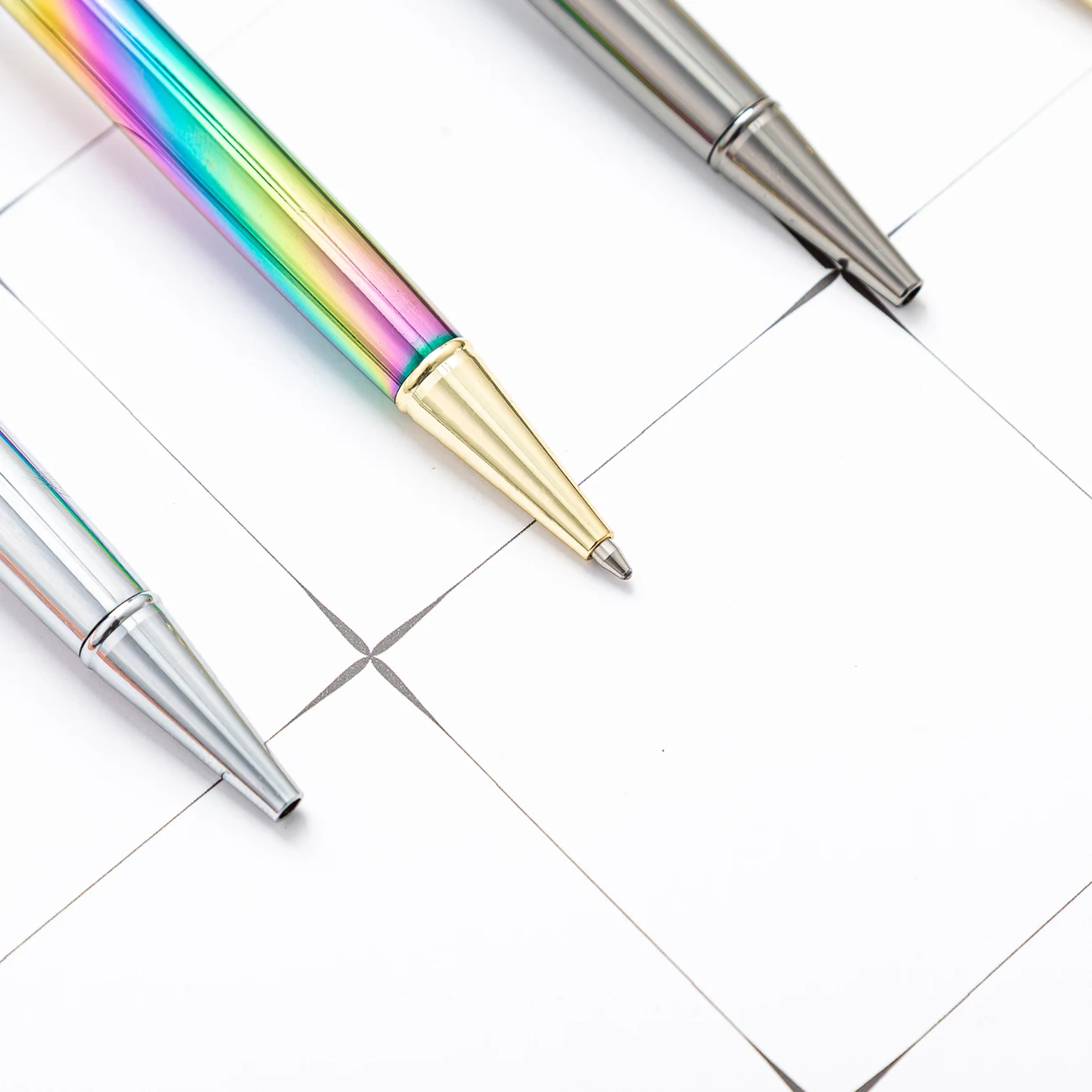 Hot selling rose gold cute pen luxury romantic glitter metal ball point pen custom logo promotional gift floating glitter pen