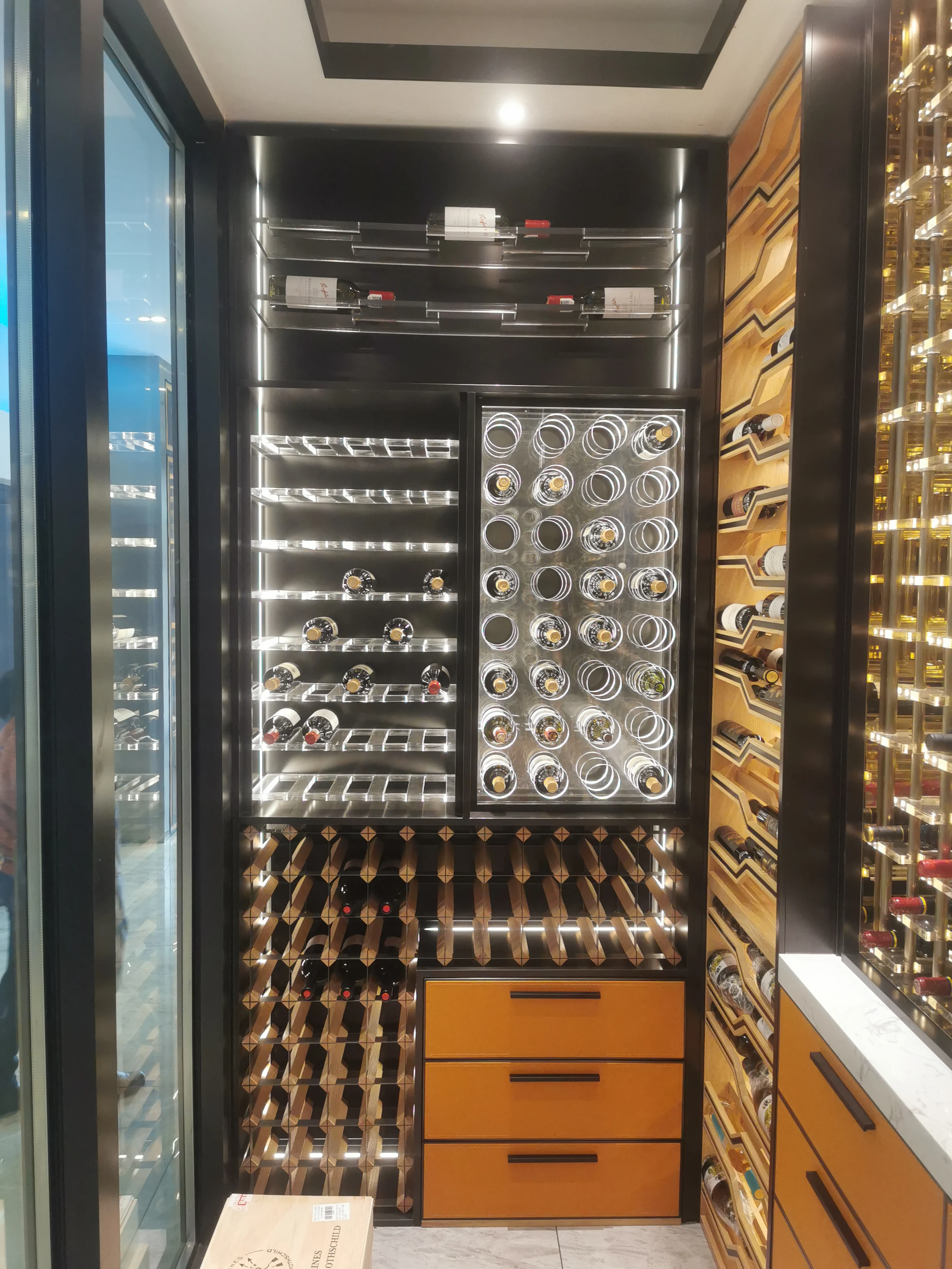 Multi-function Wine Cooler Liquor Cellar Constant Temperature & Humidity Wine Cabinet Dual Temperature Zone Luxury Wine Room
