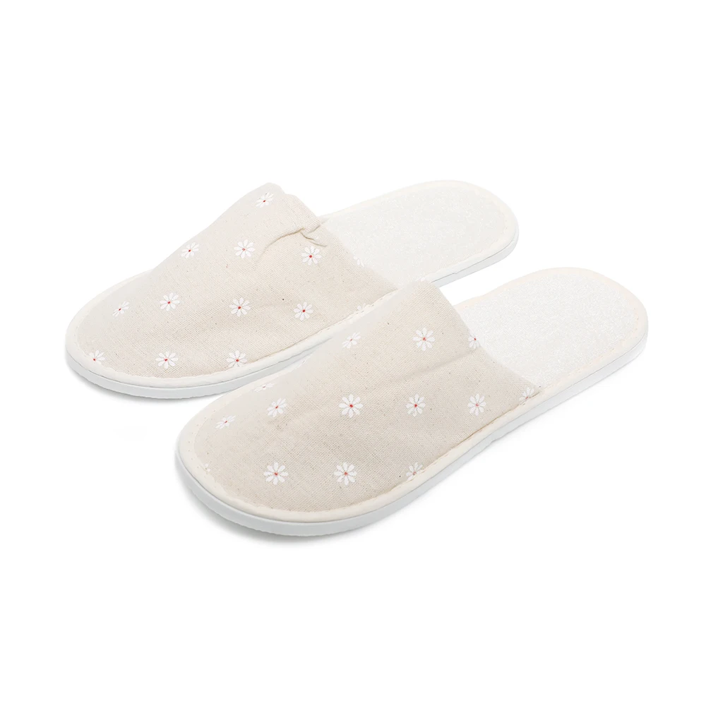 Yangzhou manufactures hot selling hotel slippers with price list