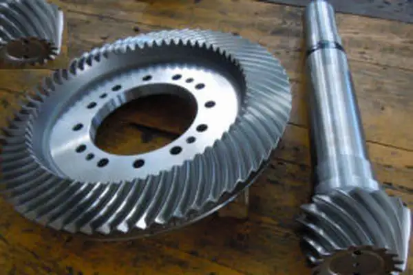 OEM изготовленная на заказ кованая сталь большой диаметр CNC поворот двойное спиральное шестереночное колесо в