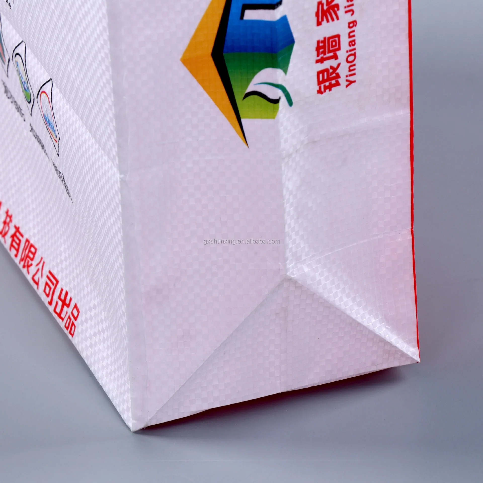  China pp woven valve cement