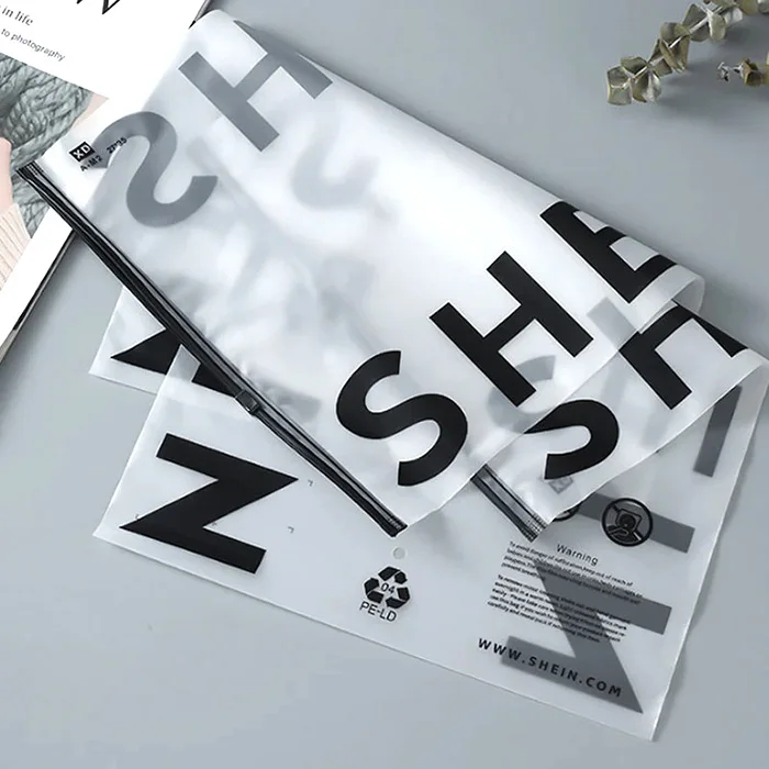 1pcs Custom frosted zipper bags, clear zip lock bag, high quality clothes plastic bag for Clothing Coat Jeans Hoodies Package