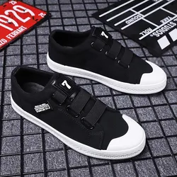 Wholesale lightweight canvas flat lazy outdoor casual men shoes