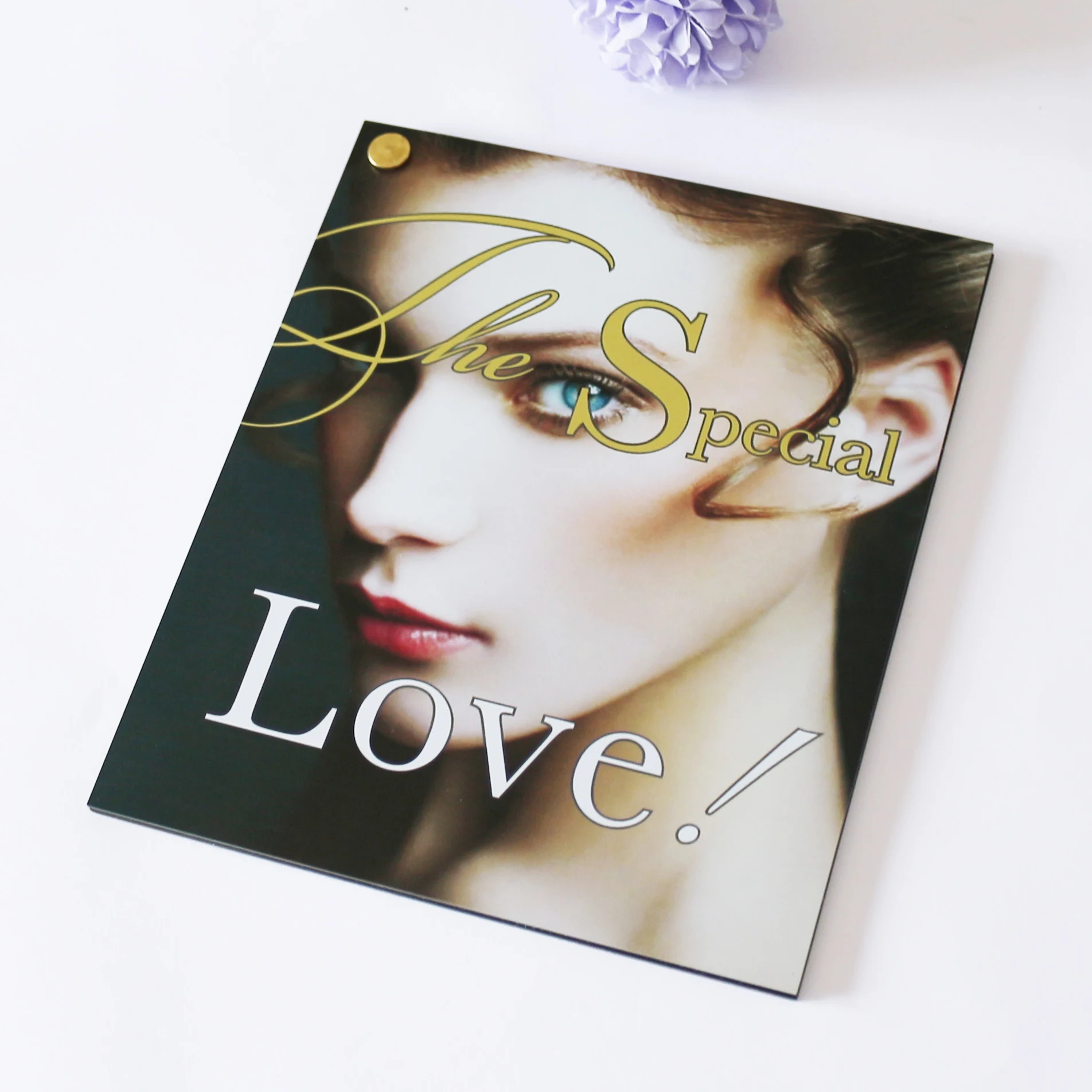 Gorgeous the Special Love Theme Banquet Menu Card UV Printing Beauty Photos Gold Foil Logo Black Acrylic Card Set