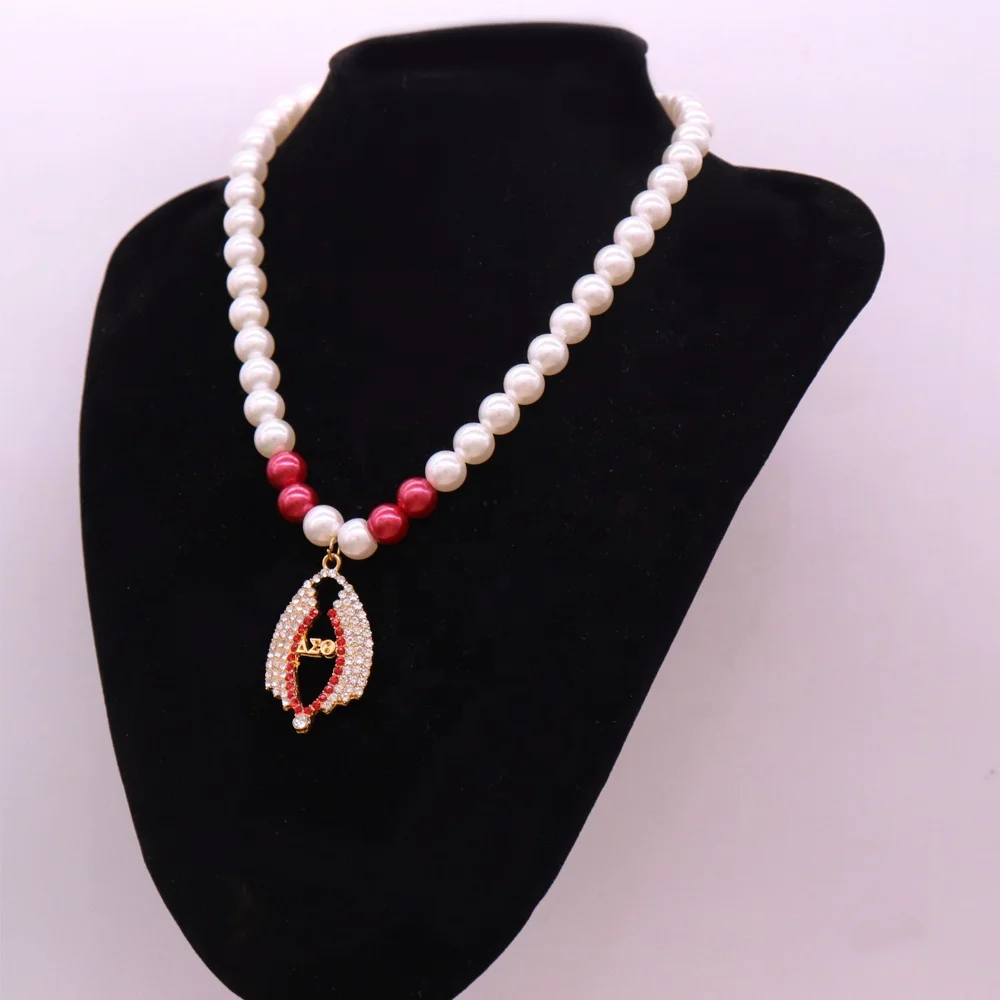 New Design Handmade White Red Crystal Paved Metal Greek Letter Delta Theta Pearl Necklace Sorority Jewelry For Girl Women