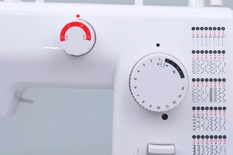 FHSM-705 electric multi-function domestic sewing machine household mini portable machine a coudre for clothes