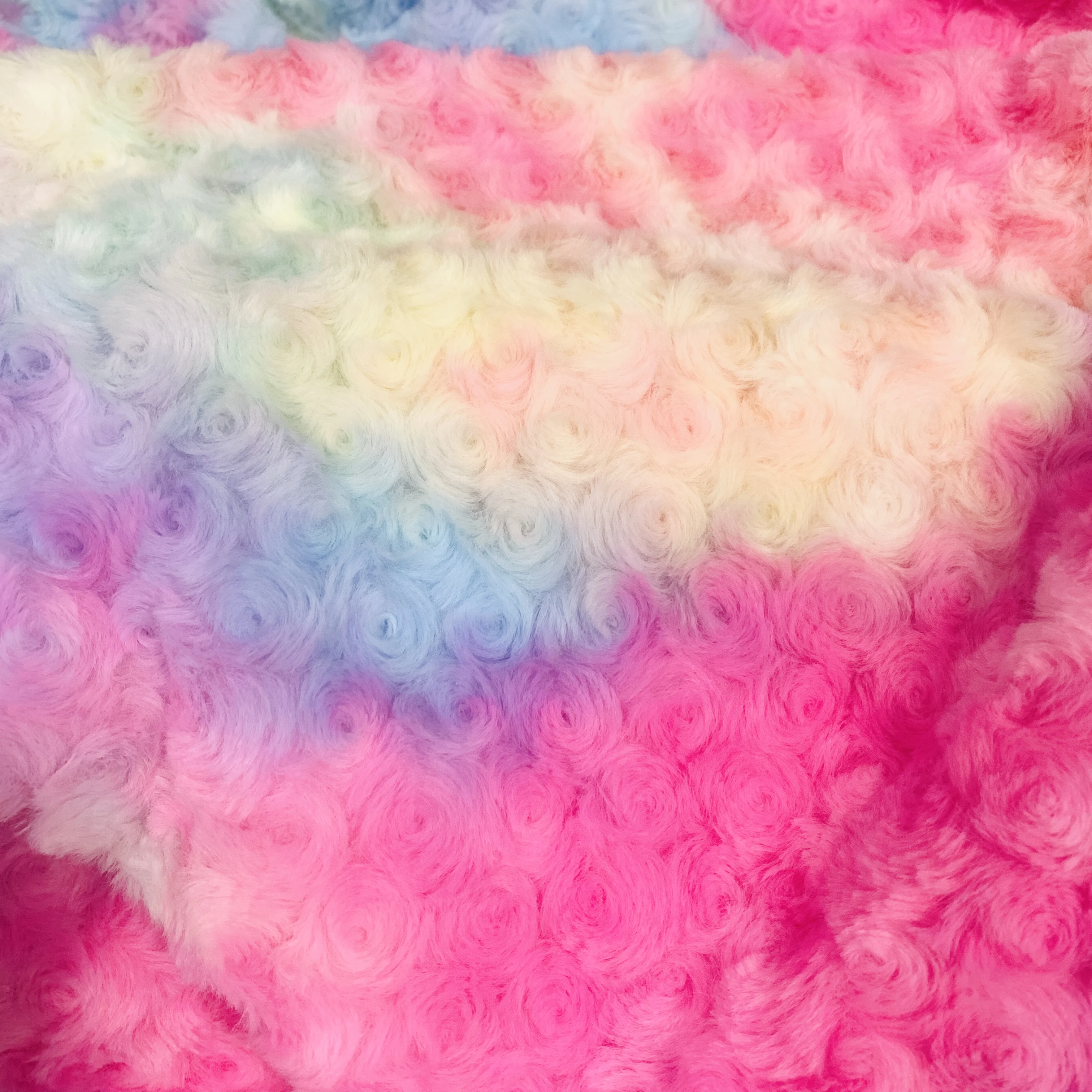 Beautiful Color changing rose swirl fur fabric tie dye  faux fur fabric for Fluffy toy throw pillows fabric