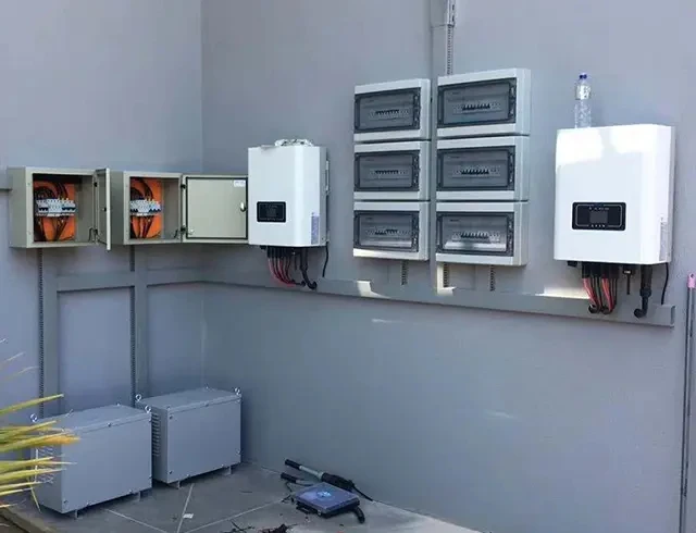 Deye 3 Phase Wifi on Grid Solar Inverter 18kw 20kw 22kw 23kw 25kw SUN-18/20/22/23/25K-G05 Tie