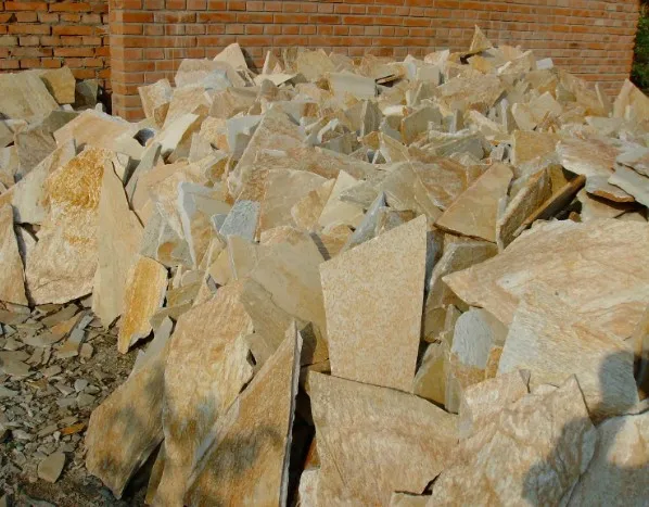 Natural Yellow Slate Irregular Flagstone for Flooring Garden Paving