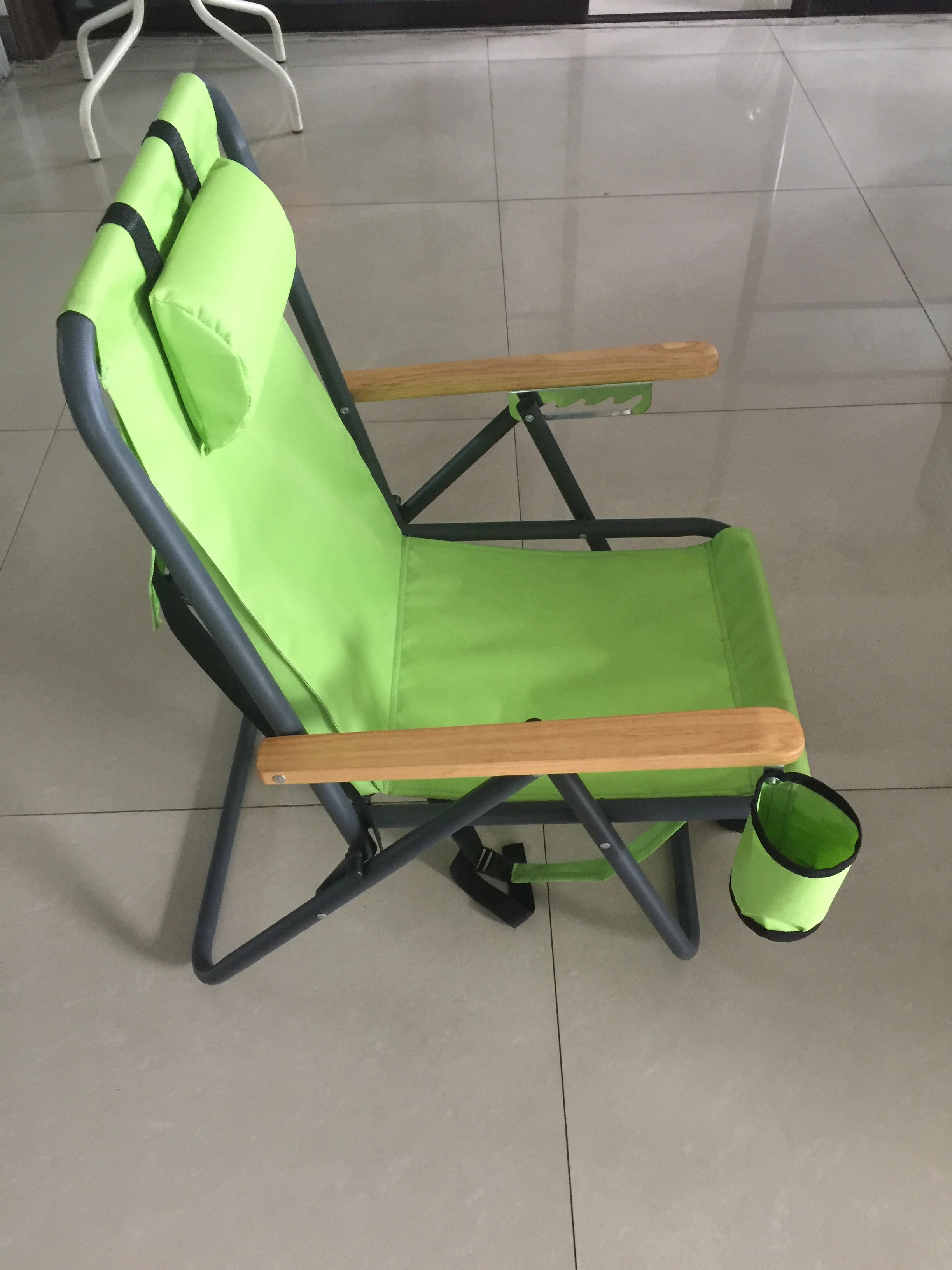 
Outdoor folding reclining beach chair with or without backpack 