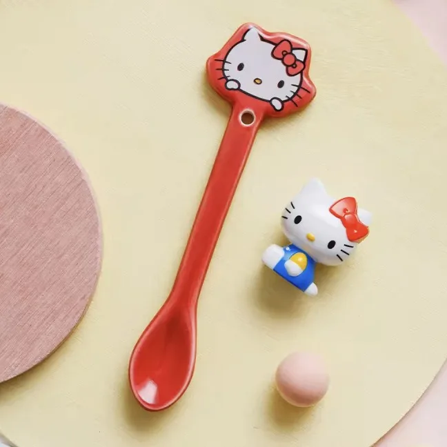 Botu Bulk Dessert Cutlery Sanrioed Small Babi Feed Kt Baby Ceramic Spoon Melody Ice Cream Tableware Supplies Amine Kids Spoon