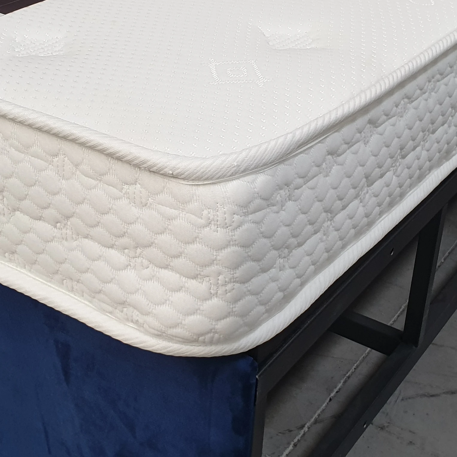Recyclable Memory Foam Mattress in a Box Roll Pack Any Sizes for Bedrooms Hotels Dormitories NATO United Nations