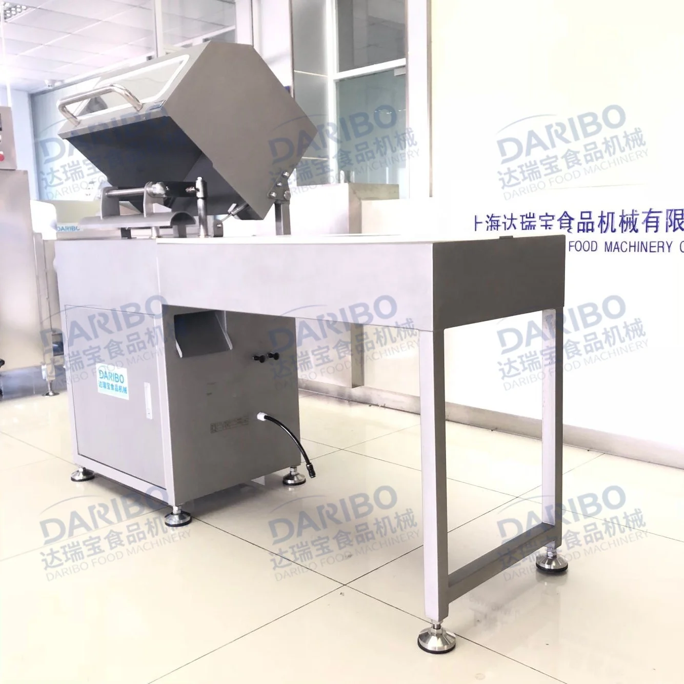 TC600 Sausage Stuffing Machine Fresh Meat Filler Sausage Filling Equipment Big Ham Filler Meat Stuffing Machinery
