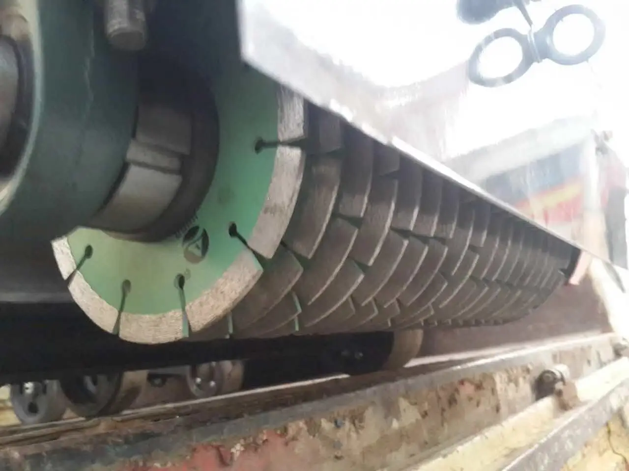 Portable Hand Diesel Concrete Wall Block Cutter Saw Asphalt Cutting Concrete Road Cutting Machine