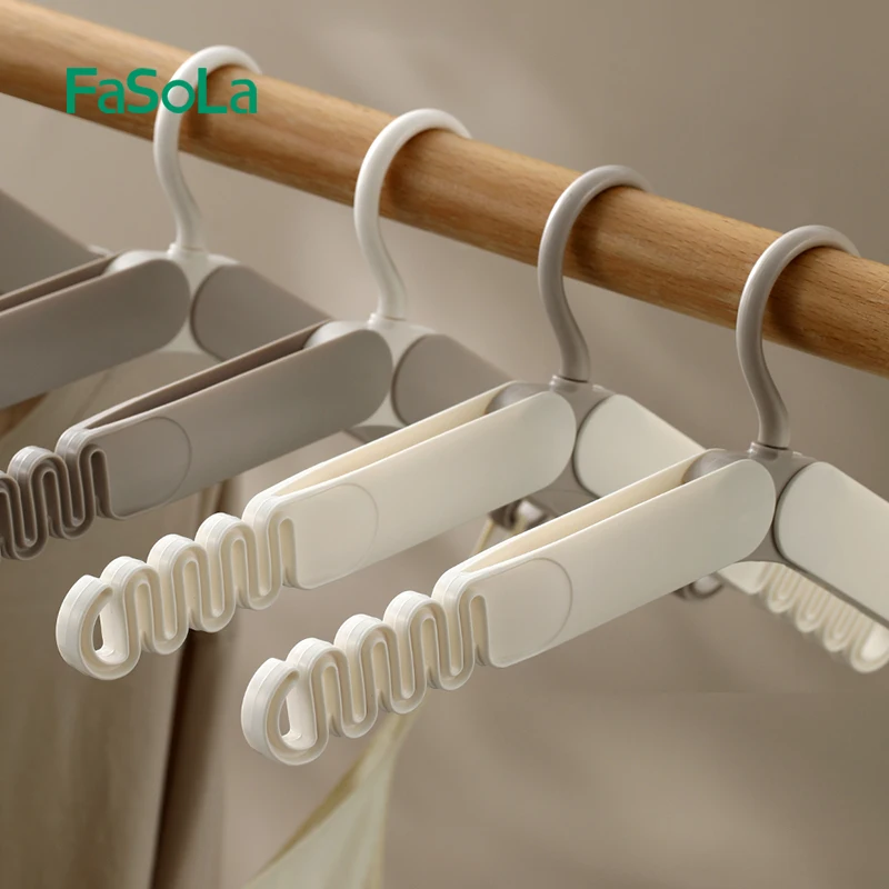FaSoLa Plastic Travel Hanger Portable Folding Clothes Hangers Travel Accessories Foldable Clothes Drying Rack for Travel