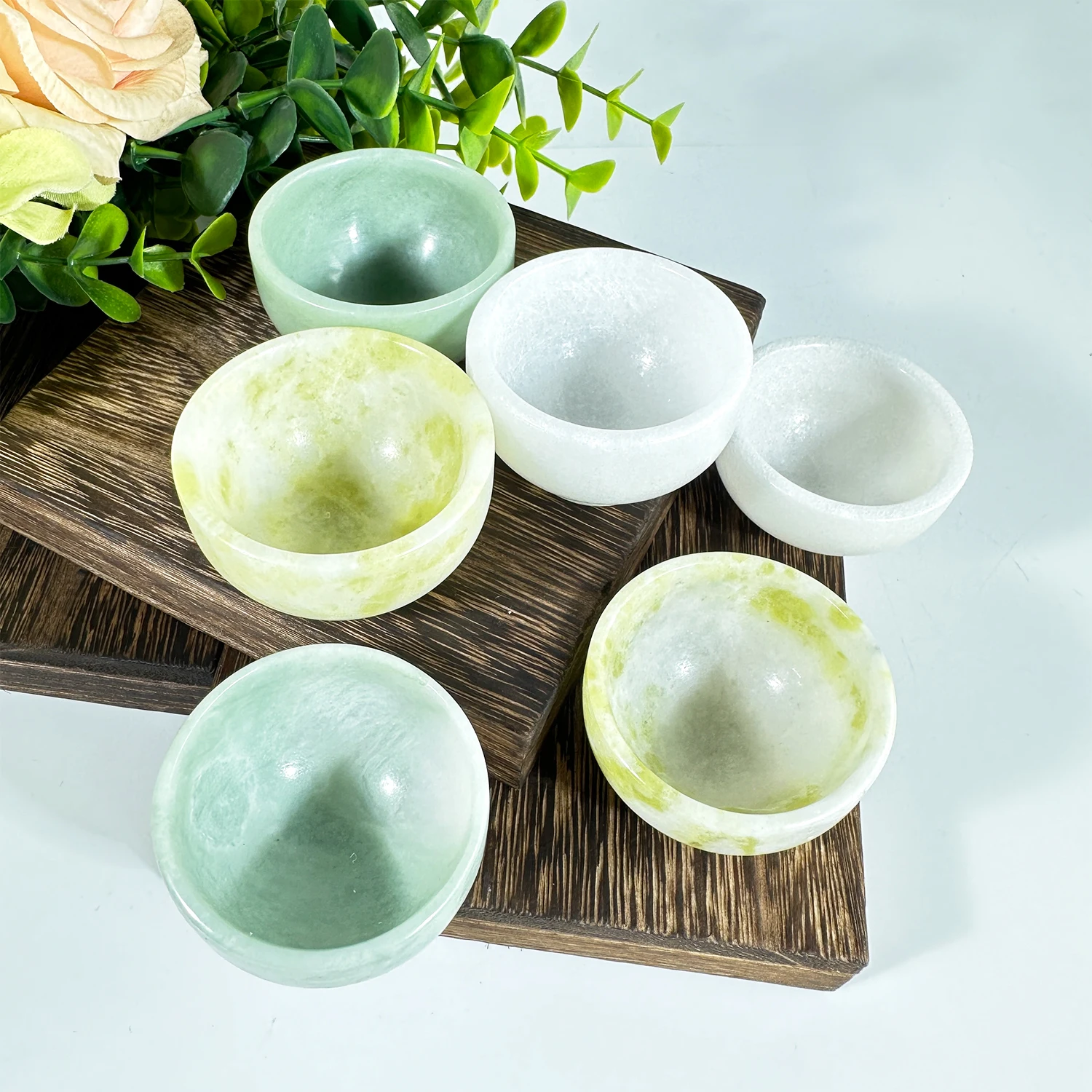 Hot Sale Natural Hand Carved Gemstone Crafts Crystal Xiuyan Jade Bowl For Home Decoration Gifts