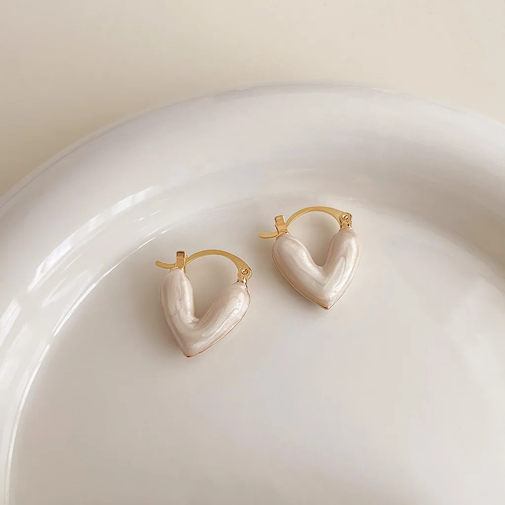 Sweet Girls Fashion Jewelry Japan and Korean Style Beautiful Color Copper Alloy Earrings Light Luxury Enamel Ear Clip Earrings