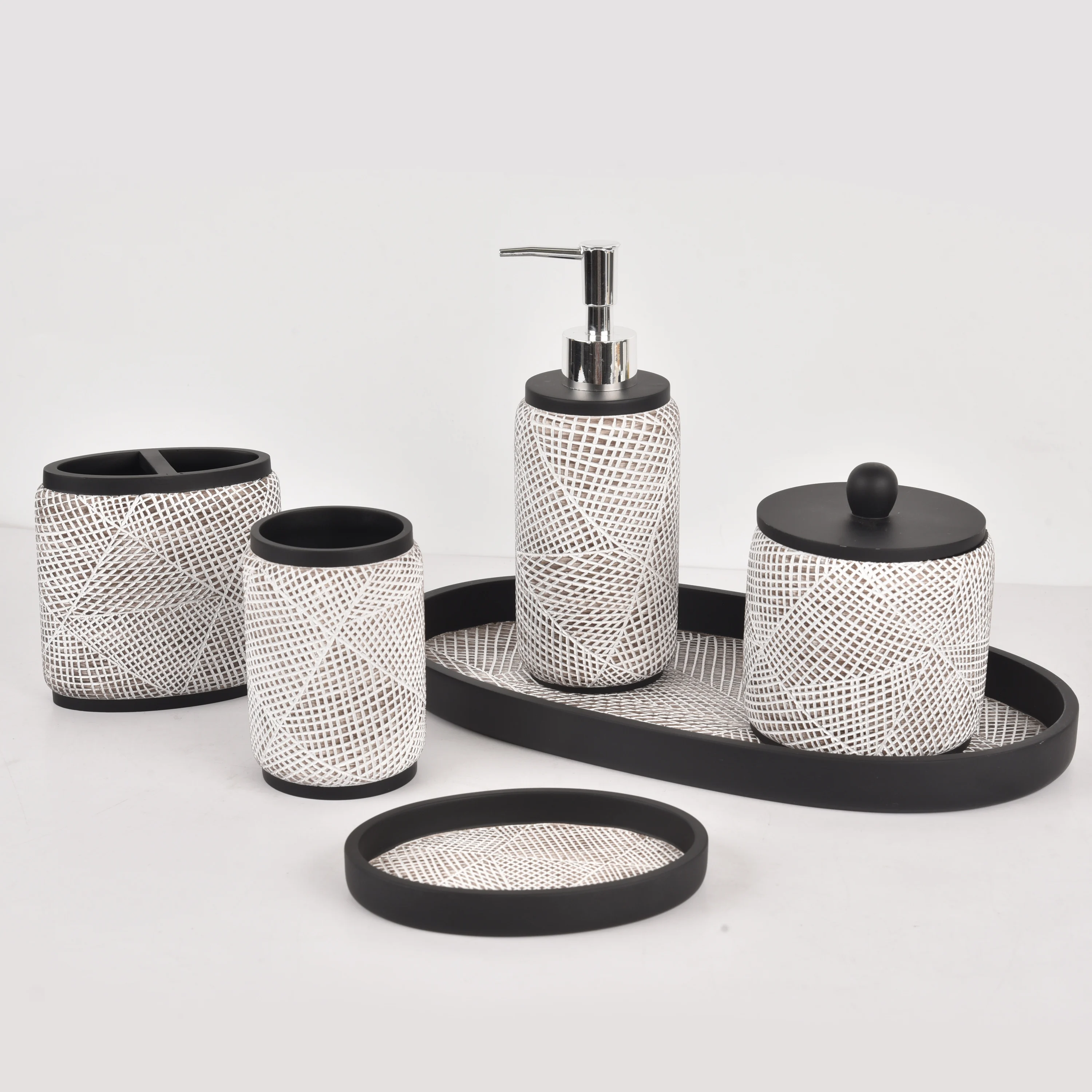 Skymoving New Custom Bathroom Items Durable Resin Bathroom Sets 6pcs Luxury Polyresin Bathroom Accessories Sets for Home