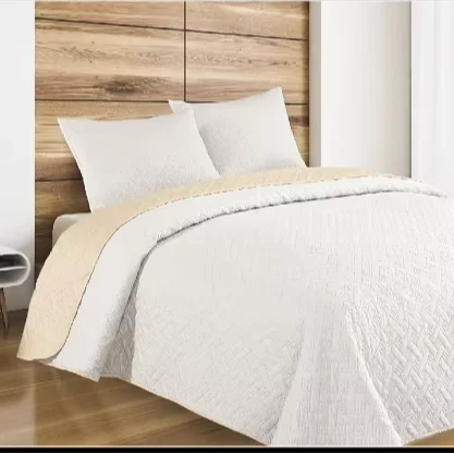 Ультразвуковое покрывало на складе ткани