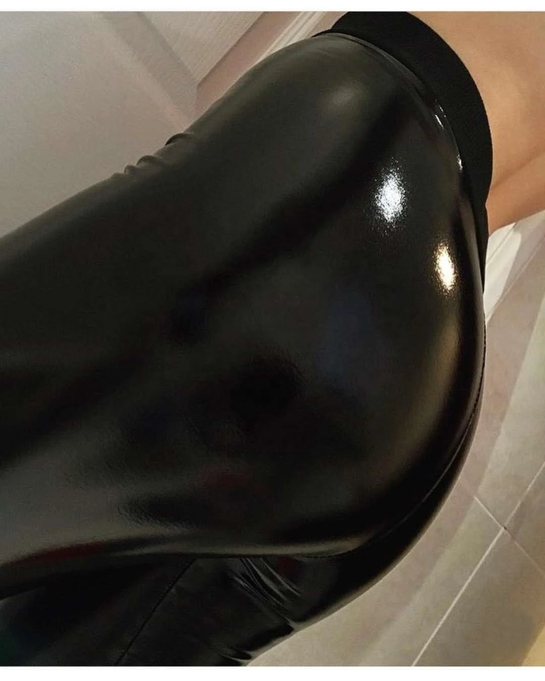 RTS popular High glossy mirror leather patent pu faux leather pants trousers