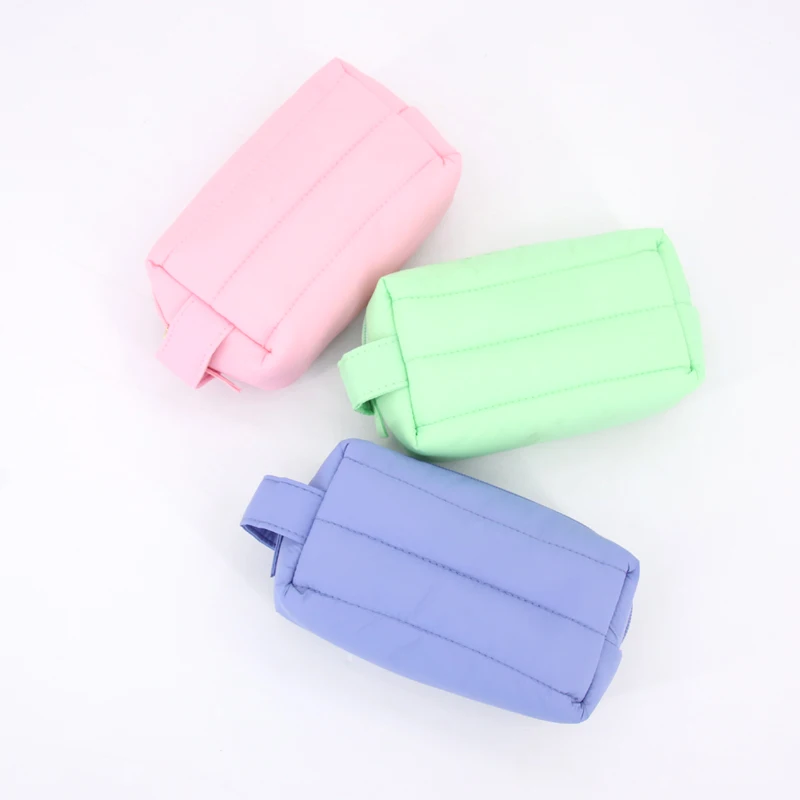 Colorful cosmetic Custom Puffer Padded Quilted Nylon Black Cosmetic Makeup quilted bags women puffy cosmetic puffer bag