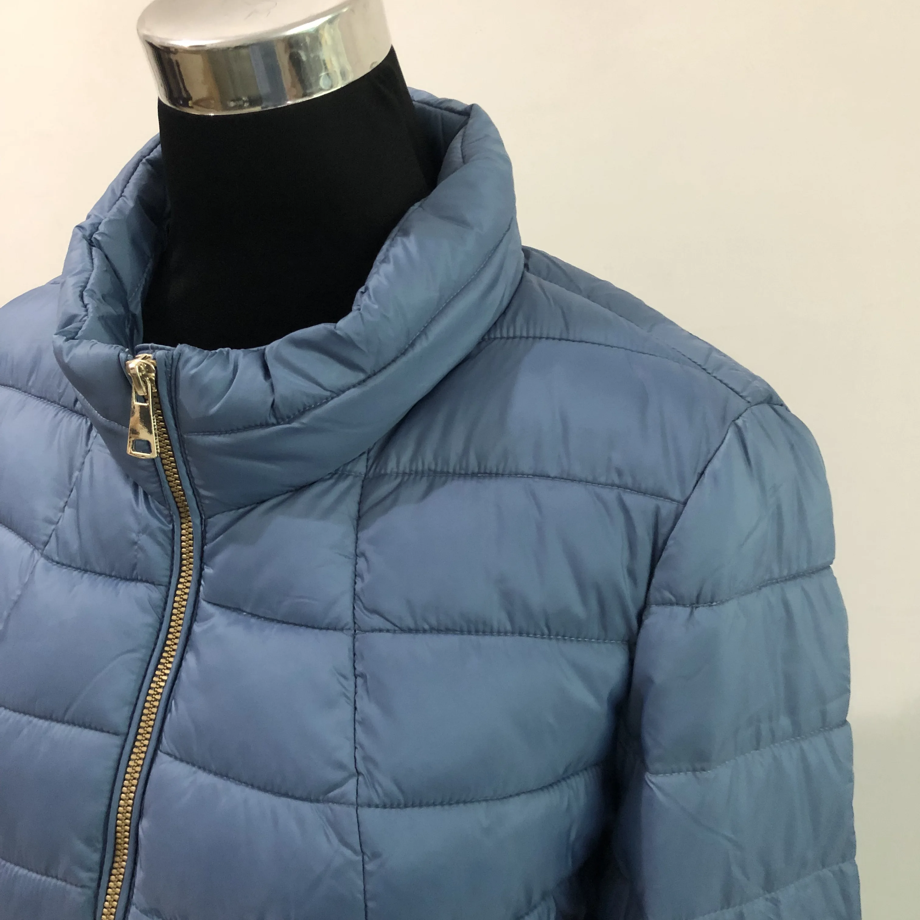 
Stock Customized Coat Manufacturer Clothes Cotton Blue Winter Cotton Padded Short Sports Coat Women 