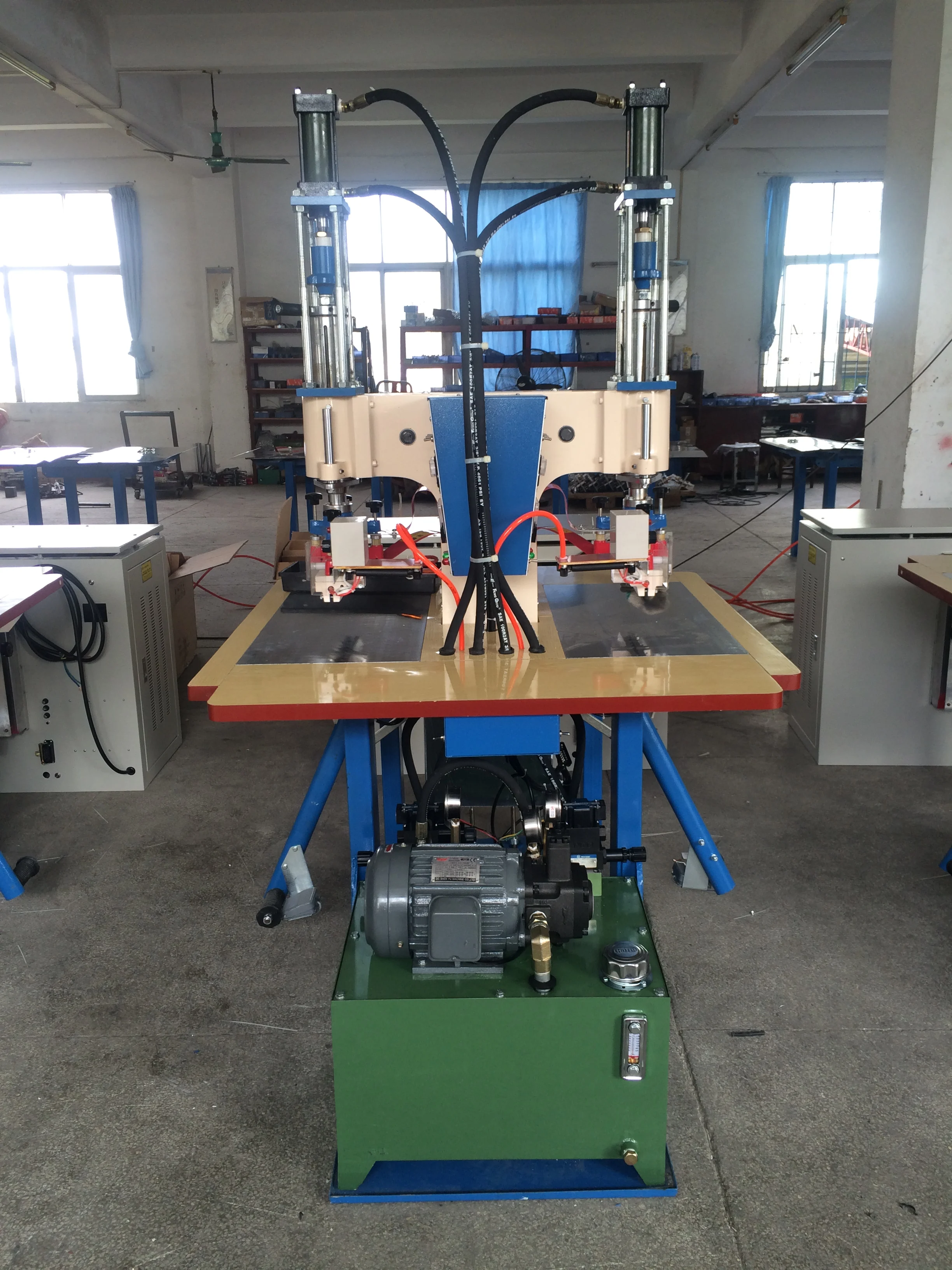 Quality guarantee automatic Blister Packing welding Machine for blister with paper card