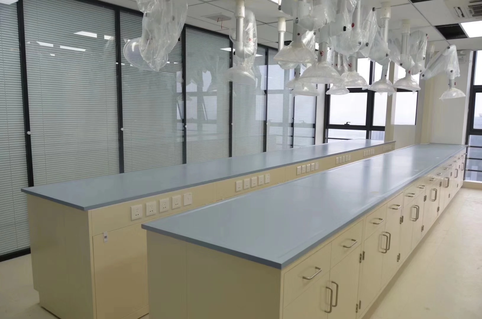 chemical laboratory workbench Island workbench all steel workbench with drawers