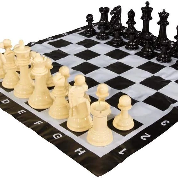 Уличный коврик в виде змеи и лестницы