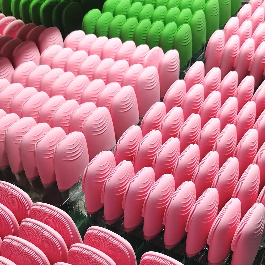 Wholesale Mini 3D Double Side Skin Care Tool Facial Cleanser Brush Face Cleaning Sonic Silicone Facial Massager Cleansing Brush