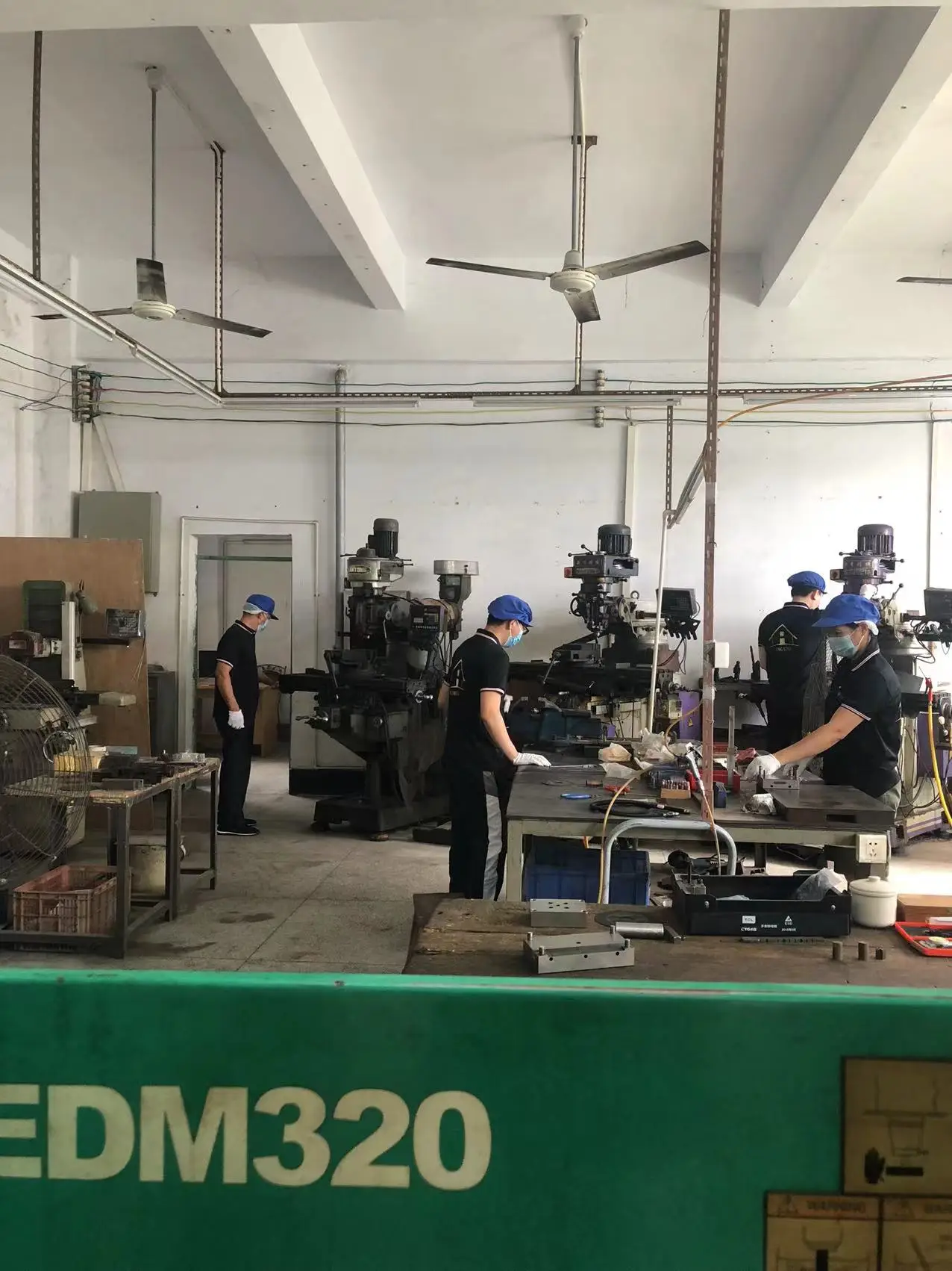 Travel Pour Over Coffee Filter Reusable Paperless Folding Coffee Filter Portable Stainless Steel Coffee Filter