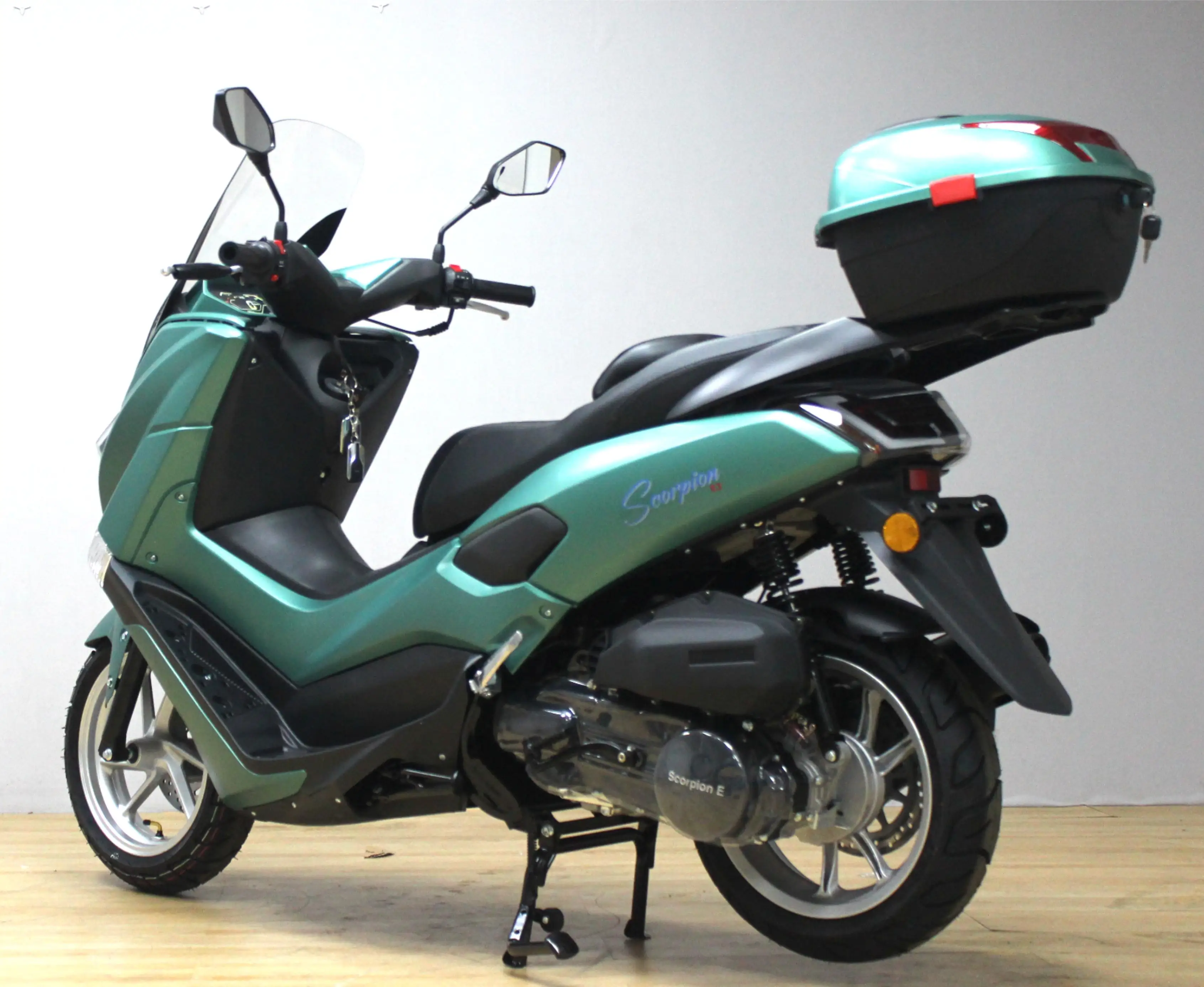 Популярные 150 CC мотоциклы для взрослых высокое качество сверхмощные дешевые газовые скутеры 4-тактный двигатель CDI с зажиганием стальной дисковый барабан