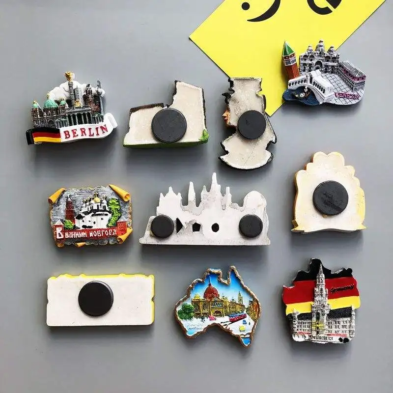 Магнит на холодильник