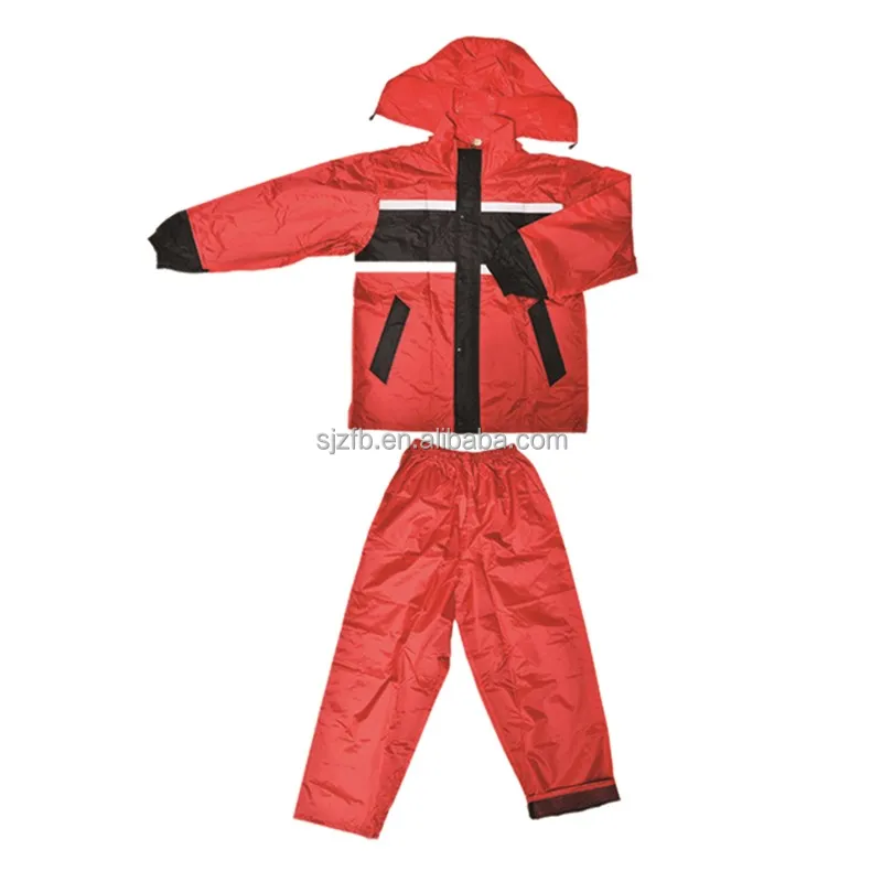 Good quality polyester coated pvc hood rainsuit with reflective tape, waterproof suit