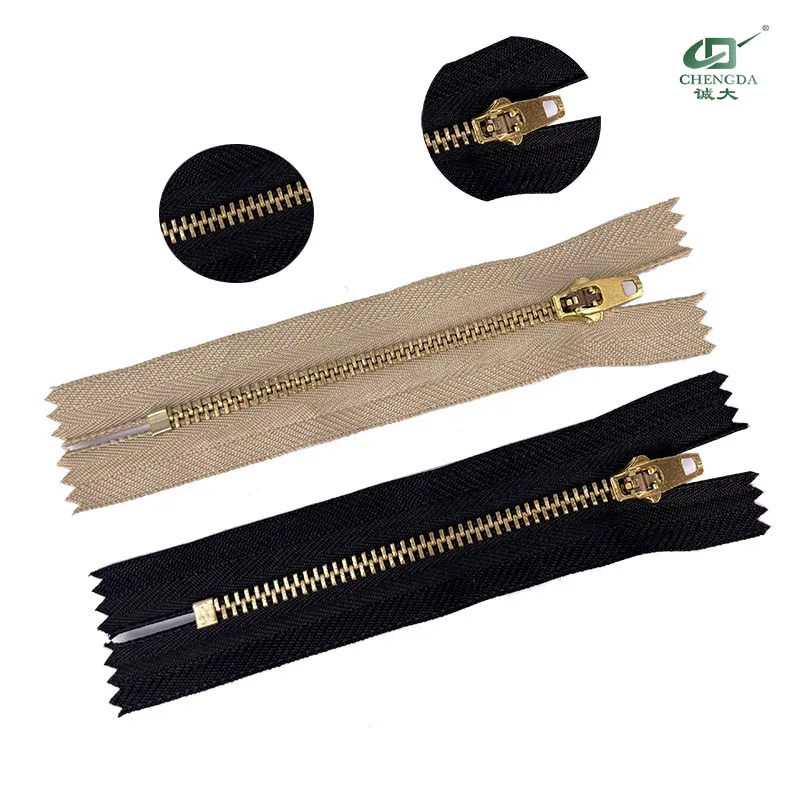 Top Selling Metal zippers brass zipper in silver/gold /gun metal /anti brass/ anti silver teeth fancy sliders auto lock open end
