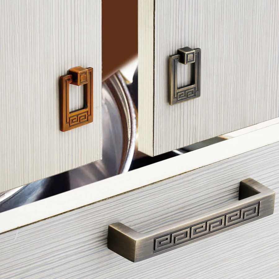 Wholesale Chinese Classical Traditional Style Vintage Antique Bronze Zinc Alloy Kitchen Cabinet Drawer Carved Handles